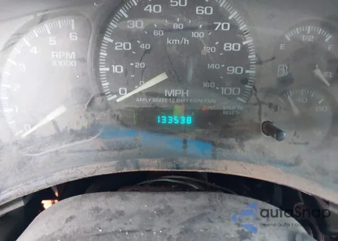 2001 Chevrolet Silverado 1500 from USA, damaged, VIN 1GCEK19VX1Z104805